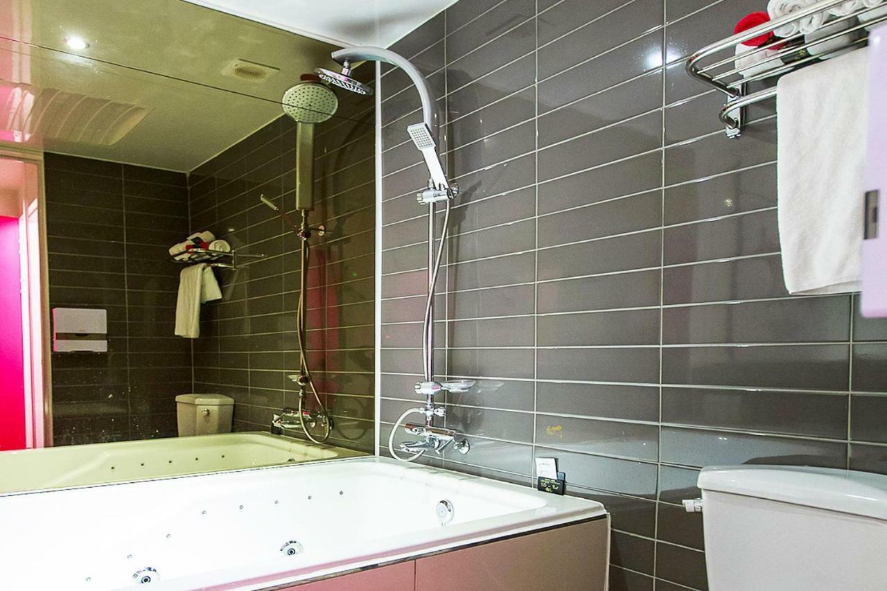 Kondae Plein Motel 2*