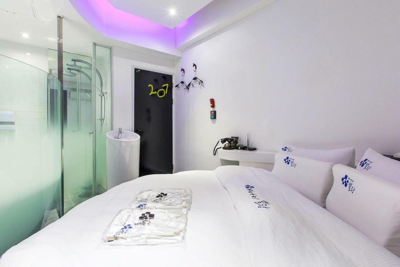 Motel Kondae Plein 2*